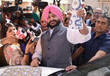 “बोतल में “टल्ली” का तंज़: बिट्टू ने मान पर साधा निशाना, संसद की पुरानी बहस फिर ताज़ा”